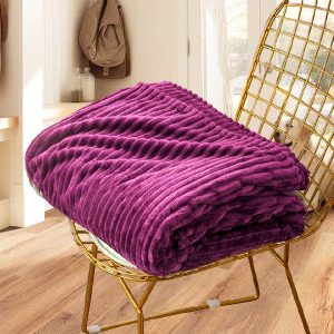 Το Μεγάλο Παζάρι Κουβέρτα Φλίς Υπέρδιπλη 220×240 Βελουτέ Μωβ (TMP-1002)