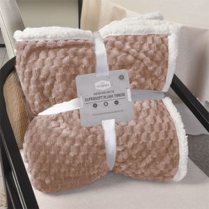 Το Μεγάλο Παζάρι Κουβέρτα Προβατάκι Διπλής Στρώσης 3kg Yπέρδιπλη 220×240 Σούπερ Απαλή Υφή Flannel-Sherpa Σάπιο Μήλο Ανοιχτό (TMP-4693)