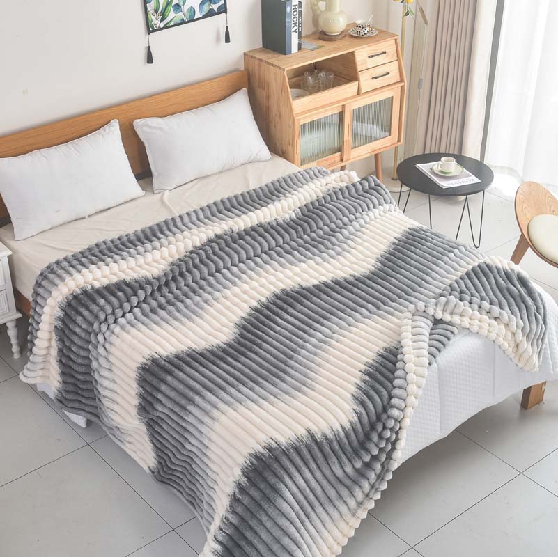 Το Μεγάλο Παζάρι Κουβέρτα Υπέρδιπλη 220×240 Super Soft Extra Βελουτέ Ριγέ Γκρί Εκρού (TMP-4710) Το Μεγάλο Παζάρι Κουβέρτα Υπέρδιπλη 220×240 Super Soft Extra Βελουτέ Ριγέ Γκρί Εκρού (TMP-4710) - Image 2